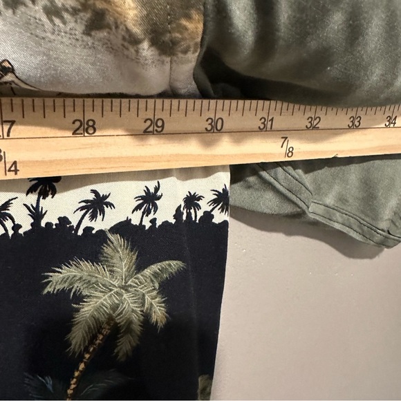 Campia Moda Hawaiian Shirt Mens 3XL Short Sleeve Button Up Shirt Pin Up Girls - Picture 8 of 9